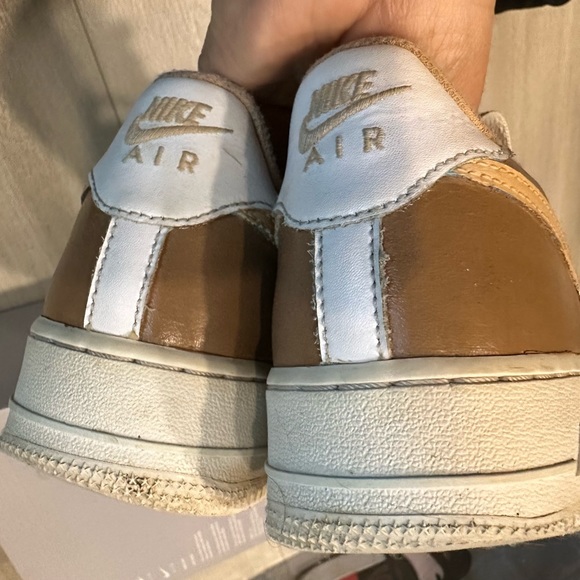 Air Force 1 - Picture 14 of 16